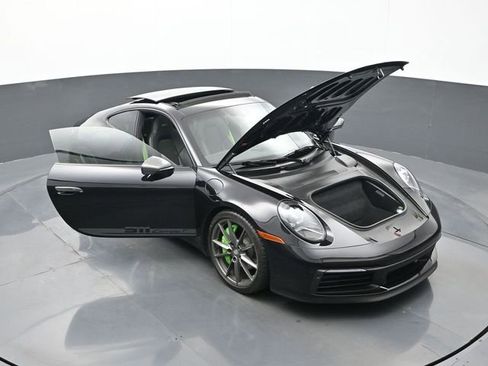 Certified 2024 Porsche 911 Carrera T RWD image 29