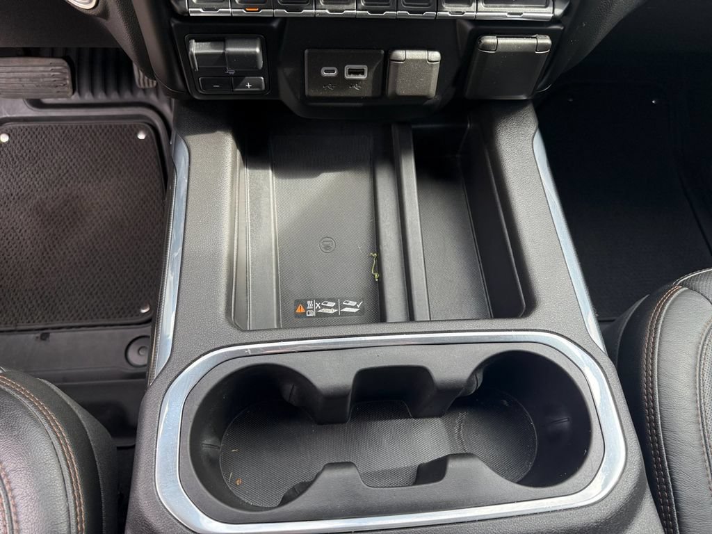 Used 2021 GMC Sierra 1500 AT4 w/ Technology Package AWD/4WD image 24