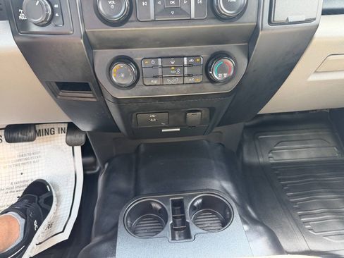 Used 2017 Ford F150 XL w/ XL Power Equipment Group AWD/4WD image 20