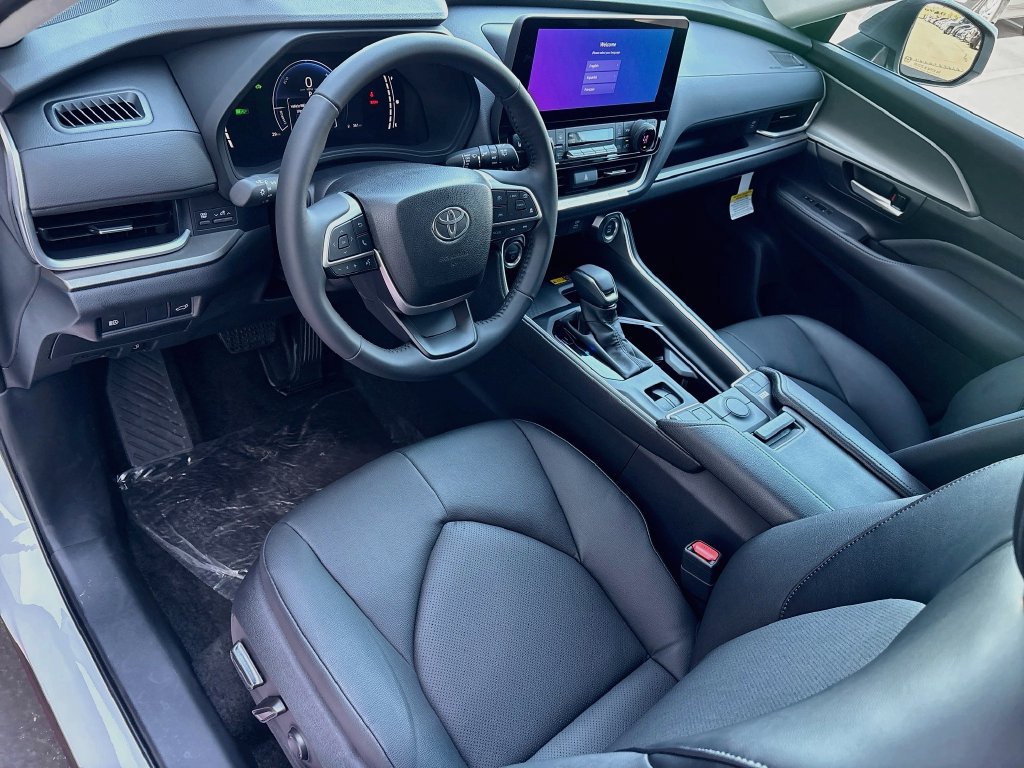 New 2026 Toyota Grand Highlander XLE FWD image 9