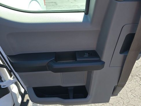 Used 2017 Ford F150 XL w/ Equipment Group 101A Mid image 18