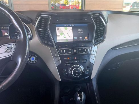 Used 2017 Hyundai Santa Fe Sport w/ Cargo Package AWD/4WD image 9