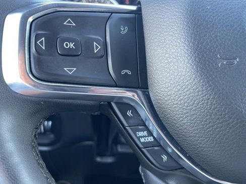 Used 2025 RAM 1500 Laramie image 19