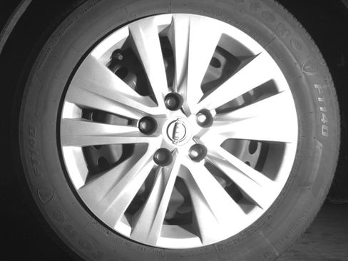 Used 2025 Nissan Sentra S image 11