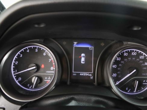 Used 2023 Toyota Camry SE FWD image 15