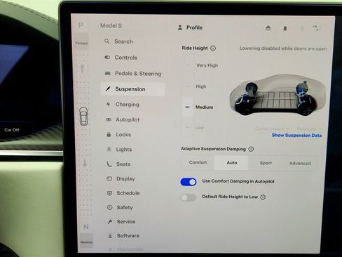 Used 2022 Tesla Model S Plaid image 18