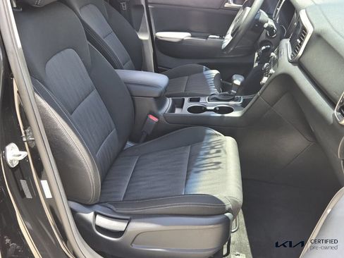 Certified 2022 Kia Sportage LX FWD image 17