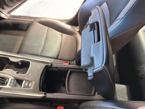 Used 2018 Honda Accord Sport image 19