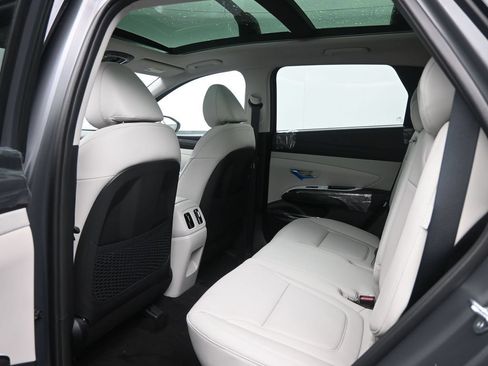 Used 2025 Hyundai Tucson Limited AWD/4WD image 28
