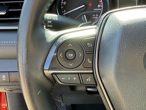 Used 2024 Toyota Camry SE FWD image 16