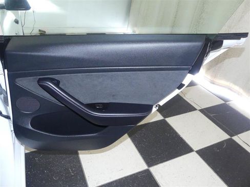 Used 2023 Tesla Model 3 Standard Range RWD image 24
