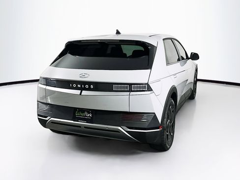 Used 2024 Hyundai Ioniq 5 SEL image 9