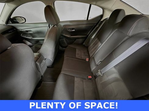 Used 2022 Nissan Sentra SR w/ Trunk Package image 4