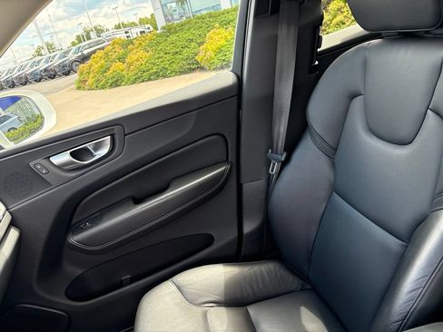 Certified 2023 Volvo XC60 B5 Core w/ Climate Package AWD/4WD image 29