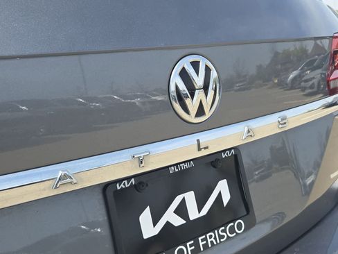 Used 2019 Volkswagen Atlas SE w/ Panoramic Sunroof Package image 11