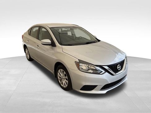 Used 2019 Nissan Sentra SV FWD image 7