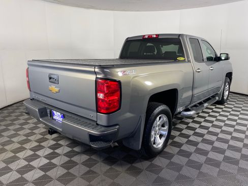 Used 2017 Chevrolet Silverado 1500 LT w/ All Star Edition AWD/4WD image 3