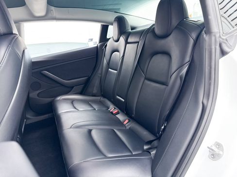 Used 2022 Tesla Model 3 Performance AWD/4WD image 33