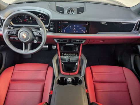 New 2026 Porsche Cayenne S AWD/4WD image 22