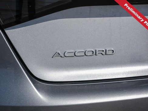 Used 2023 Honda Accord EX image 9