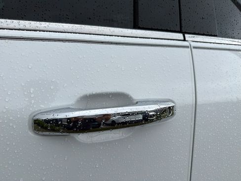 Used 2024 GMC Sierra 2500 Denali Ultimate image 13