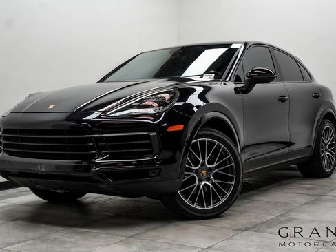 Used 2020 Porsche Cayenne image 1