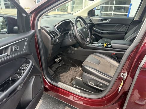 Used 2018 Ford Edge Sport w/ Ford Safe & Smart Package AWD/4WD image 17