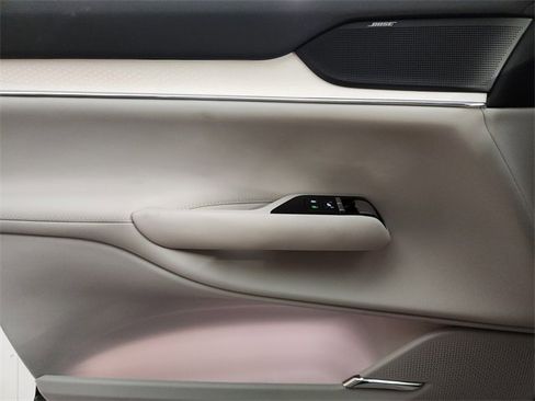 New 2025 Volvo EX90 Plus image 22