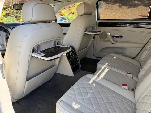 Certified 2018 Bentley Flying Spur V8 AWD/4WD image 46