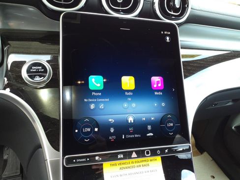 Certified 2025 Mercedes-Benz GLC 300 4MATIC image 18