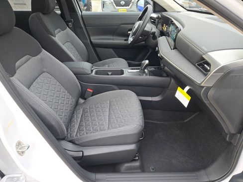 New 2026 Nissan Kicks SV image 19