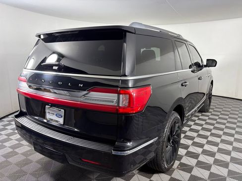 Used 2020 Lincoln Navigator Reserve image 7
