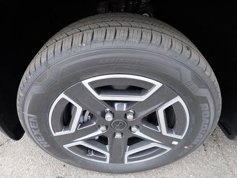 New 2026 Jeep Cherokee Laredo image 11