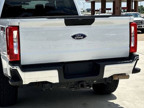 Used 2024 Ford F250 XLT w/ FX4 Off-Road Package AWD/4WD image 6