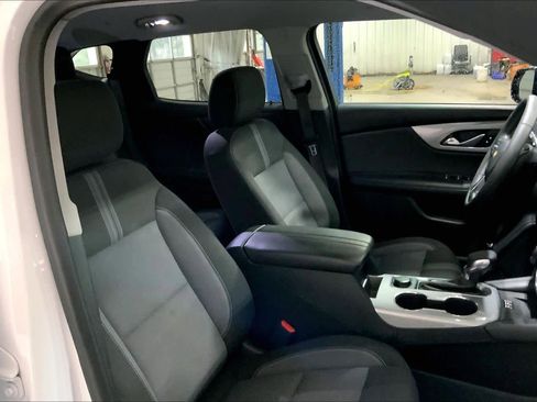 Used 2024 Chevrolet Blazer LT w/ Convenience Package image 8