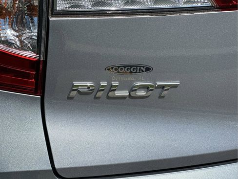 Used 2021 Honda Pilot EX image 24