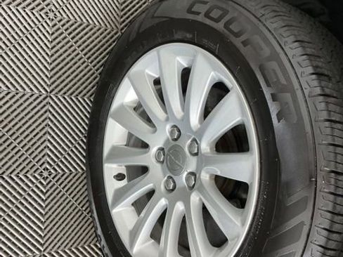 Used 2014 Chrysler 300 RWD image 27
