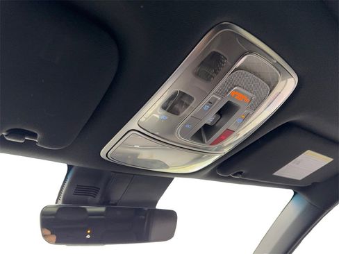 Used 2024 Genesis GV70 2.5T w/ Advanced Package image 71