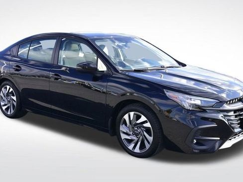 Used 2024 Subaru Legacy Limited image 6