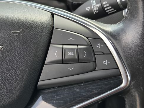 Used 2020 Cadillac XT5 Premium Luxury AWD/4WD image 32