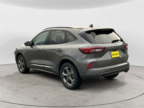 Used 2024 Ford Escape ST-Line Select image 3