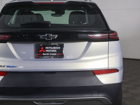 Used 2023 Chevrolet Bolt EUV LT FWD image 13