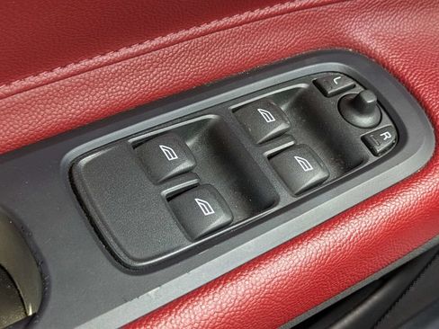 Used 2013 Volvo C70 T5 FWD image 21