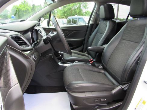 Used 2016 Buick Encore Sport Touring AWD/4WD image 5