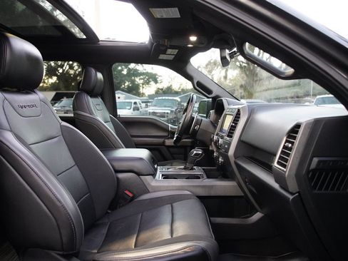 Used 2019 Ford F150 Raptor w/ Equipment Group 802A Luxury AWD/4WD image 17
