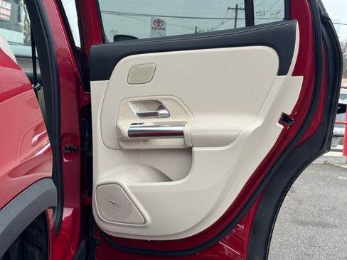 Used 2021 Mercedes-Benz GLA 250 GLA 250 4MATIC SUV image 36