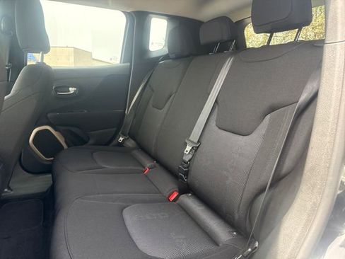 Used 2017 Jeep Renegade Sport w/ Power & Air Group FWD image 23