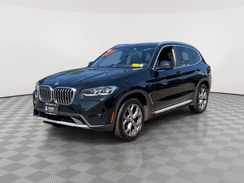 Used 2023 BMW X3 xDrive30i w/ Premium Package AWD/4WD image 3