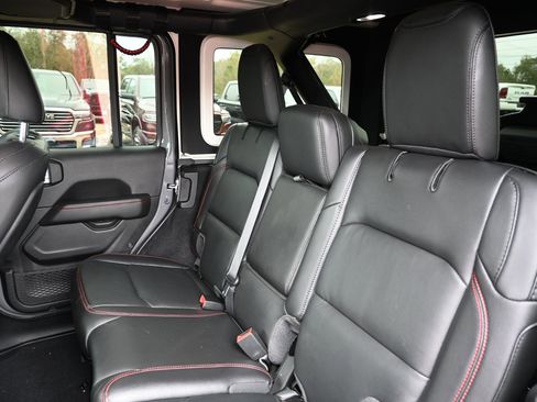 Used 2021 Jeep Wrangler Unlimited Rubicon image 25