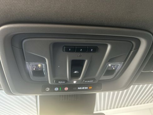 Used 2025 Chevrolet Silverado 2500 LT w/ Trail Boss Package image 30